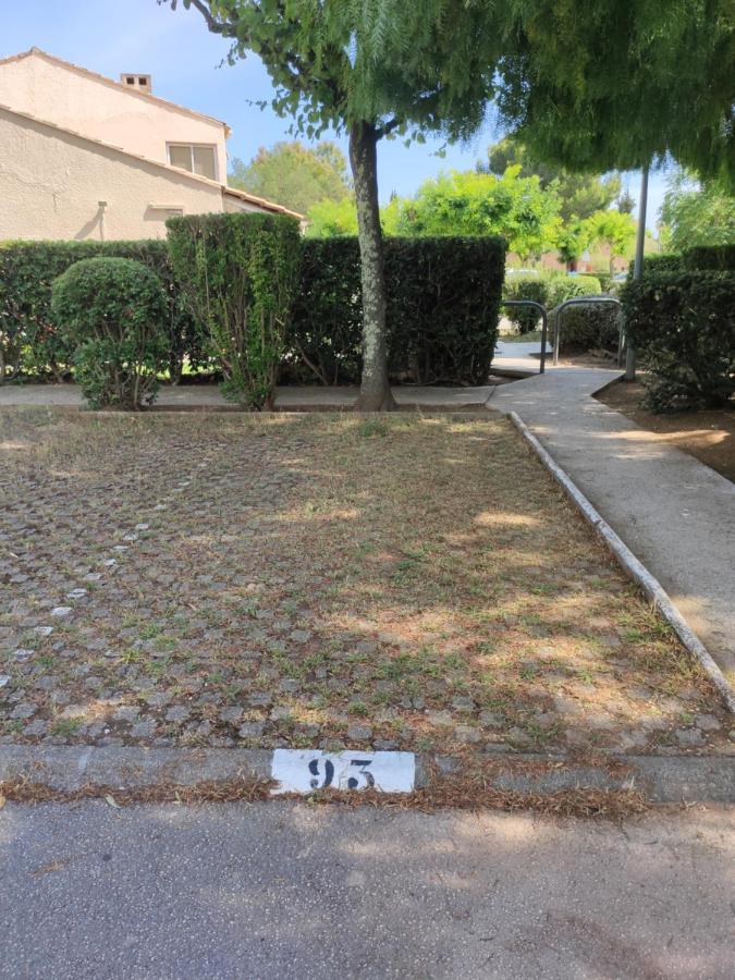 Agreable Studio Cabine Proche Mer La Londe-les-Maures Eksteriør bilde