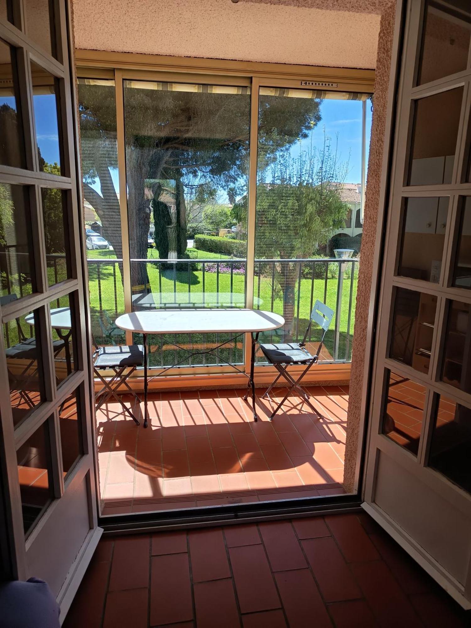 Agreable Studio Cabine Proche Mer La Londe-les-Maures Eksteriør bilde